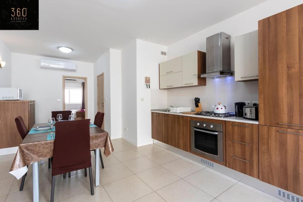 Beautiful, Top Notch 1 Bedroom Apt Just Off The Coast By 360 Estates San Pawl il-Baħar Zewnętrze zdjęcie